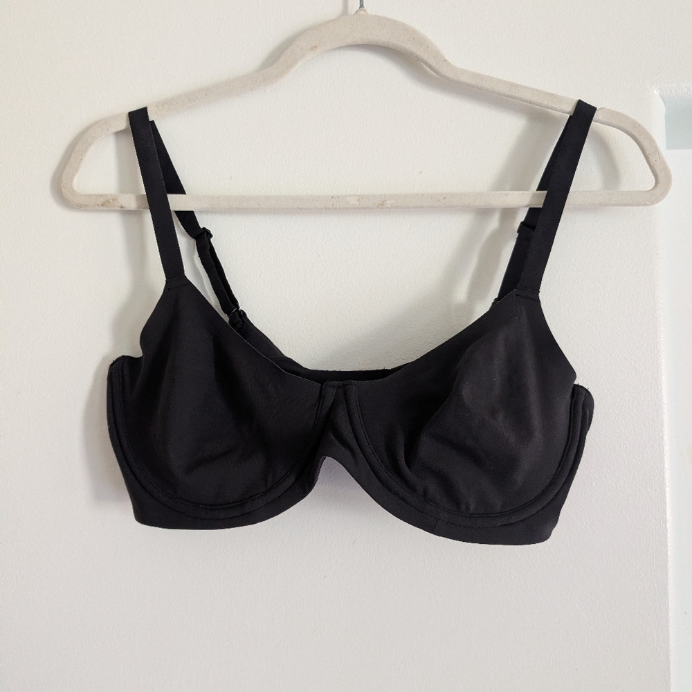 SKIMS Classic Black Bra